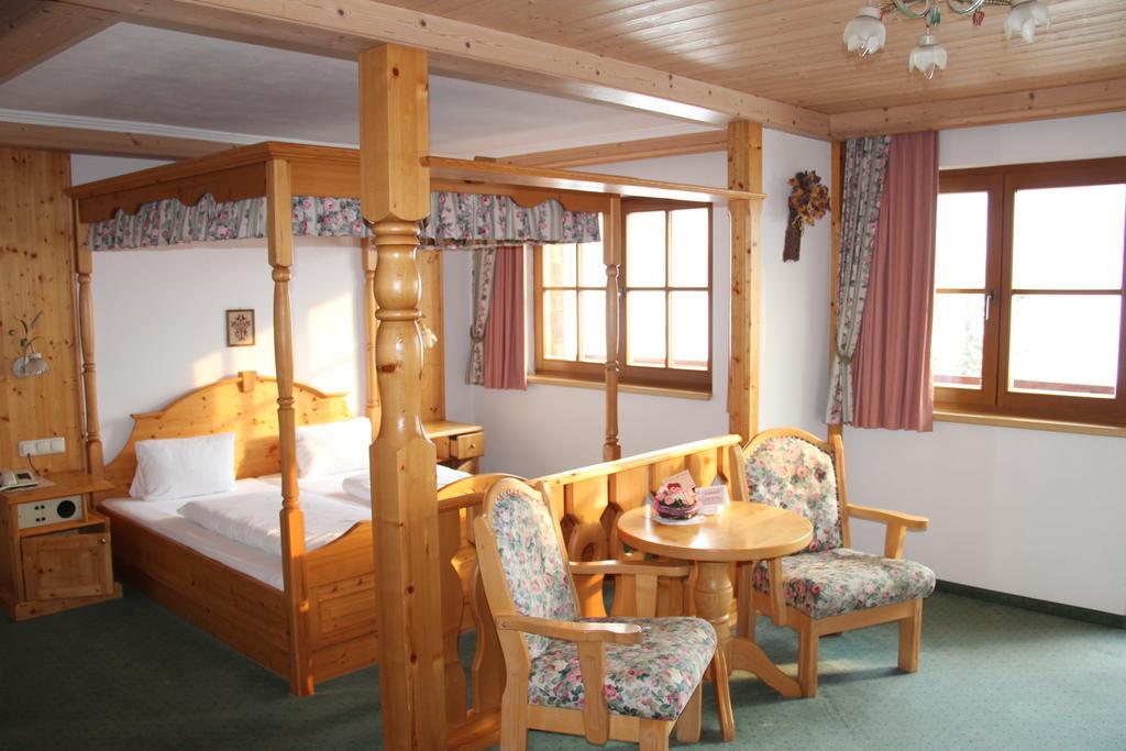 Panorama-hotel Winklerhof Holzgau